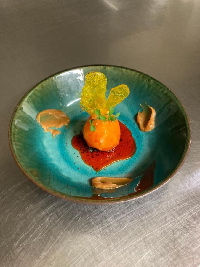 Aux Vieux Arceaux 호텔 Mercuer 외부 사진